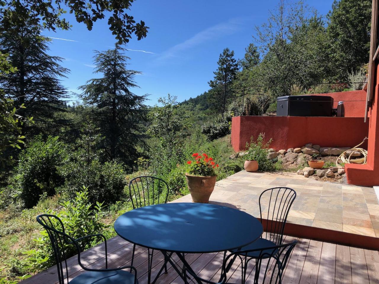 Bed and Breakfast Reve D'Etoiles Saint-Laurent-de-Cerdans Exteriér fotografie